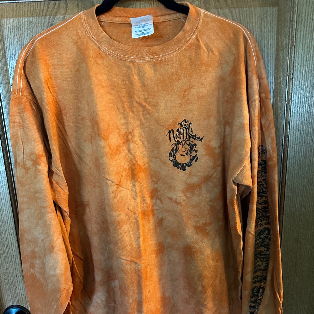 Vintage 2005 Neil Diamond Concert Long Sleeve T-Shirt.  Size XL.